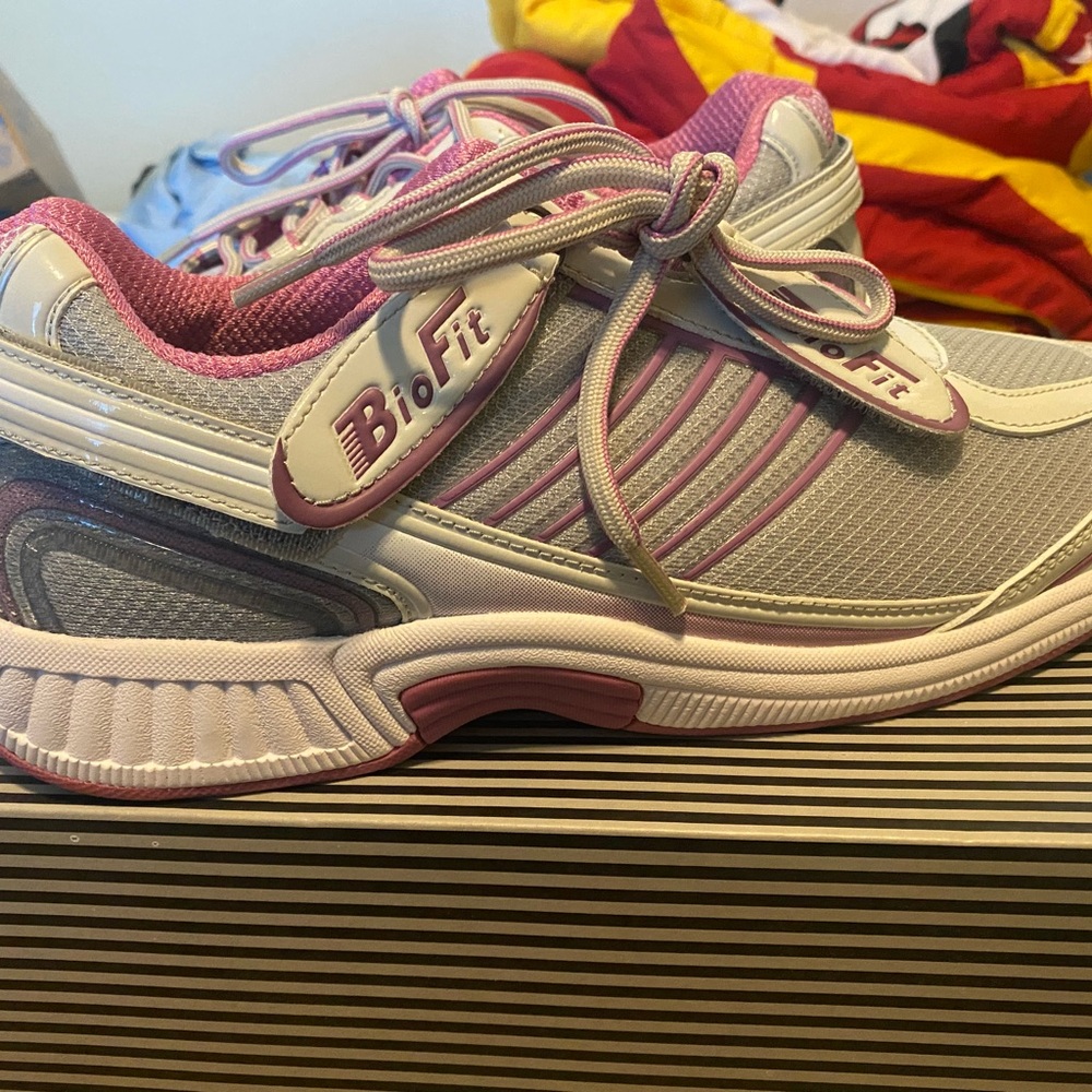 Ortho-feet women’s 10.5